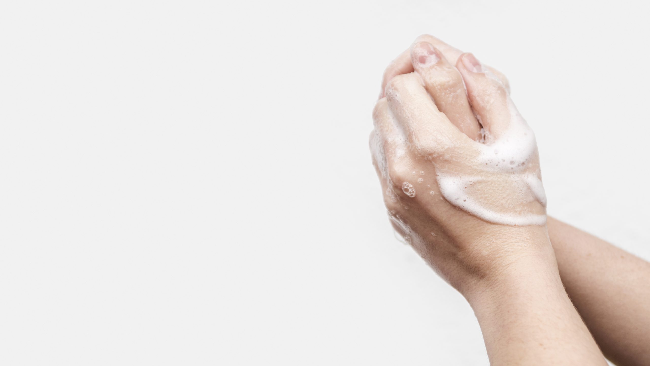 lavado de manos espuma mostrar ejemplo de lavado de manos doméstico